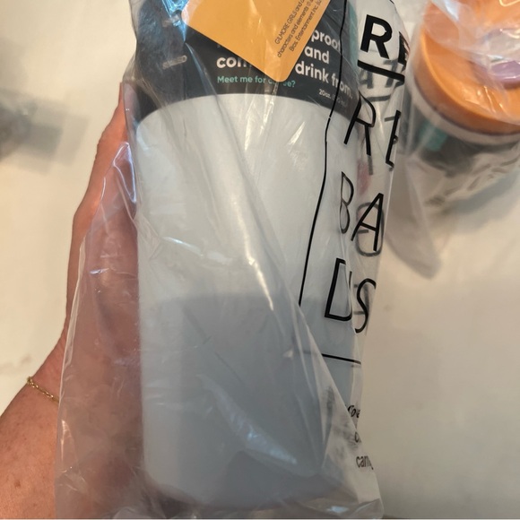 Owala Gilmore girls tumblers smooth sip new set - Picture 5 of 9